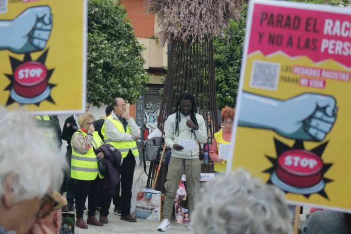 Movilización del Día Internacional de la Eliminación de la Discriminación Racial, en el barrio murciano de San Andrés, 21 de marzo de 2025 | Dominic D. Skerrett
