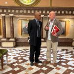 IU-Verdes y Podemos sacan adelante en la Asamblea Regional una moción de apoyo al pueblo saharaui pese al rechazo de PSOE y Vox Omar Brahim, delegado del Frente Polisario en la Región de Murcia, junto al diputado de IU, Jose Luis Álvarez-Castellanos, esta mañana en la Asamblea Regional | Dominic D. Skerrett