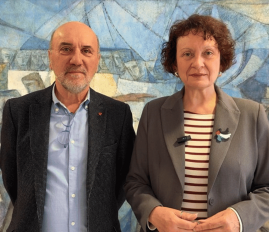 IU-Verdes y Podemos alertan de un “cacicazgo” en la Región de Murcia y acusan a López Miras de “comprar por segunda legislatura seguida una mayoría absoluta que la gente de la Región no le ha dado en las urnas” José Luis Álvarez-Castellanos y María Marín - Archivo