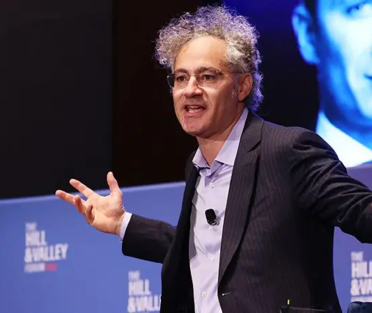 Palantir y el nuevo manifiesto del poder tecnofascista: Silicon Valley se alinea con el imperialismo de guerra del siglo XXI