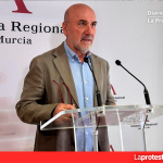 IU-Verdes califica la nueva ley de Bienes de Interés Turístico como un “sello vacío, sin contenido ni financiación” que traslada costes a los ayuntamientos Álvarez-Castellanos durante la rueda de prensa posterior a las comparecencias de esta mañana | ARM