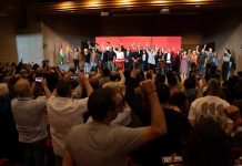 Izquierda Unida reivindica 40 años de lucha “sin rendirse” y llama a disputar el futuro frente al avance del fascismo Ante un salón de actos de la sede de UGT lleno ha tenido lugar la celebración del 40 aniversario en Madrid | IU