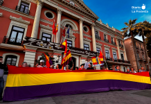 Concentración en Murcia por una República al servicio de la mayoría social