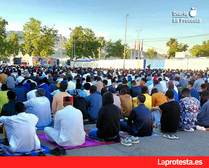 Portada web - la protesta jumilla Rezo del Eid Al-Adha este miércoles en Jumilla