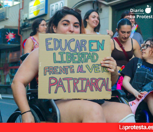 La Red Regional LGTBIAQ+ protesta ante una charla tránsfoba en Cartagena y exige su suspensión inmediata