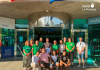 Representantes de las organizaciones convocantes posan tras registrar la denuncia en la Inspección de Trabajo en Murcia | Foto.- STERM