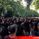 Barcelona blinda a los neonazis y carga contra quienes los rechazan Movilización antifascista del pasado sábado en Barcelona | @Miquel_R (X)