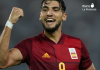 Condenado a ocho años y medio de prisión el futbolista Rafa Mir por agresión sexual El futbolista Rafa Mir durante un partido oficial, en una imagen de archivo | X
