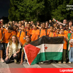 Vacaciones en Paz lleva a la Región de Murcia la esperanza de 52 niños y niñas saharauis refugiados Abrazos, sonrisas y reencuentros marcaron la llegada de los 52 niños y niñas saharauis que pasarán el verano en la Región de Murcia gracias al programa Vacaciones en Paz | Foto.- Sonrisa Sharaui
