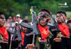 Combatientes del Nuevo Ejército del Pueblo (NPA) durante una formación en una zona rural de Filipinas | Foto: Edwin Espejo