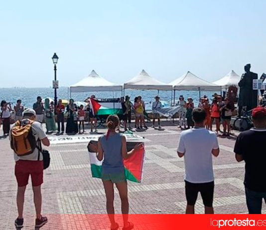 Los Alcázares acoge una jornada internacionalista para denunciar el genocidio en Gaza y reforzar la solidaridad con Palestina Imagen de archivo de una movilización de Mar Menor X Palestina el 9 de agosto de 2025 | Dominic D. Skerrett