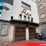 Fachada del Cine Rex de Murcia, símbolo del patrimonio cultural de la ciudad y eje de una batalla judicial para preservar su uso histórico | Dominic D. Skerrett