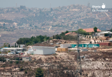 Vista del asentamiento israelí de Havat Gilad tras el tiroteo mortal, según autoridades sanitarias israelíes y palestinas, cerca de Nablús, en la Cisjordania ocupada por Israel, 24 de julio de 2026. Foto: REUTERS/Mohammed Torokman.