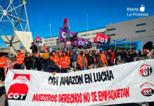 Foto de archivo, 26 de noviembre de 2025. Trabajadores y trabajadoras de Amazon se movilizan bajo la consigna «Nuestros derechos no se empaquetan». | Dominic D. Skerrett