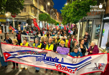 Manifestantes durante la movilización en solidaridad con Cuba celebrada en Murcia el pasado mes de marzo | Dominic D. Skerrett / La Protesta