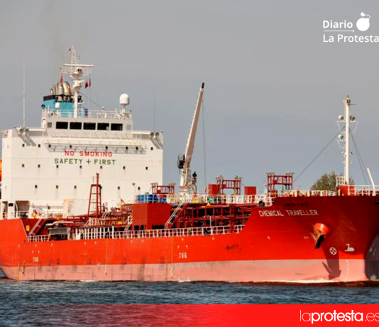 El comercio con Israel en la Región de Murcia continúa casi un año después del decreto del Gobierno El buque Chemical Traveller, en una imagen publicada por VesselFinder.