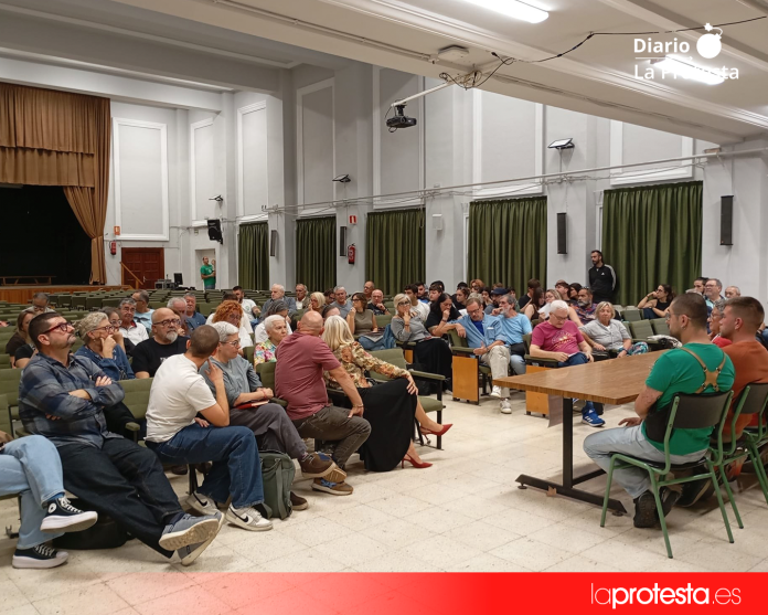 Entidades sociales y sindicatos de Cartagena refuerzan la unidad para la huelga general del 11 de noviembre. Entidades sociales y sindicatos de Cartagena refuerzan la unidad para la huelga general del 11 de noviembre.