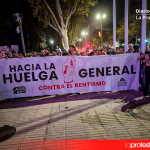 El movimiento por la vivienda lleva la lucha contra el rentismo a las puertas de la Asamblea Regional de Murcia La muerte de Mari Carmen Abascal estuvo presente en una movilización que denunció las consecuencias sociales de la especulación inmobiliaria | Foto.- José Coy