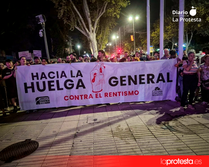 La muerte de Mari Carmen Abascal estuvo presente en una movilización que denunció las consecuencias sociales de la especulación inmobiliaria | Foto.- José Coy