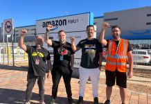Delegados sindicales de CGT Amazon RMU1, a las puertas del macrocentro logístico de Corvera | Foto.- Dominic D. Skerrett